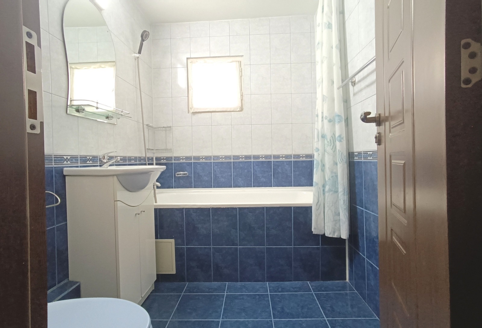 Apartament 3 camere, renovat, decomandat, etaj 5/8