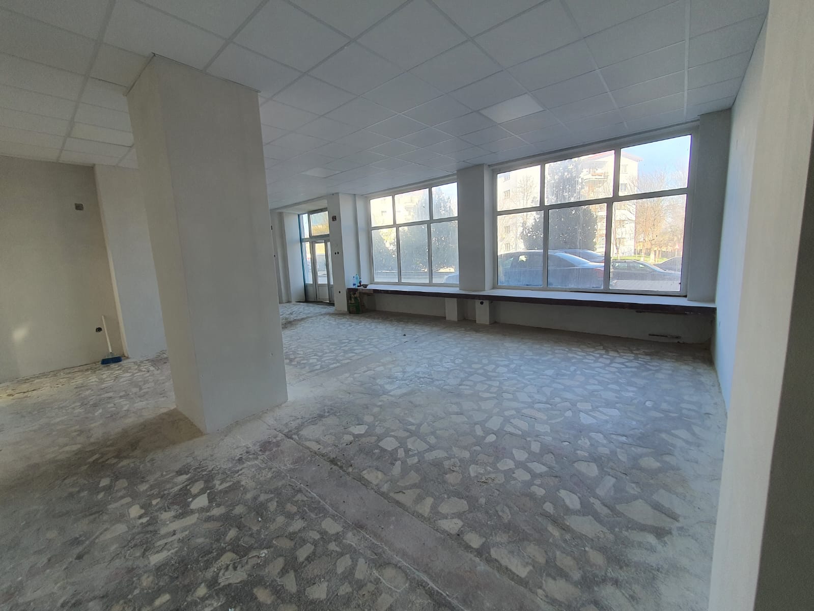 Spatiu comercial 150mp Videle Teleorman central