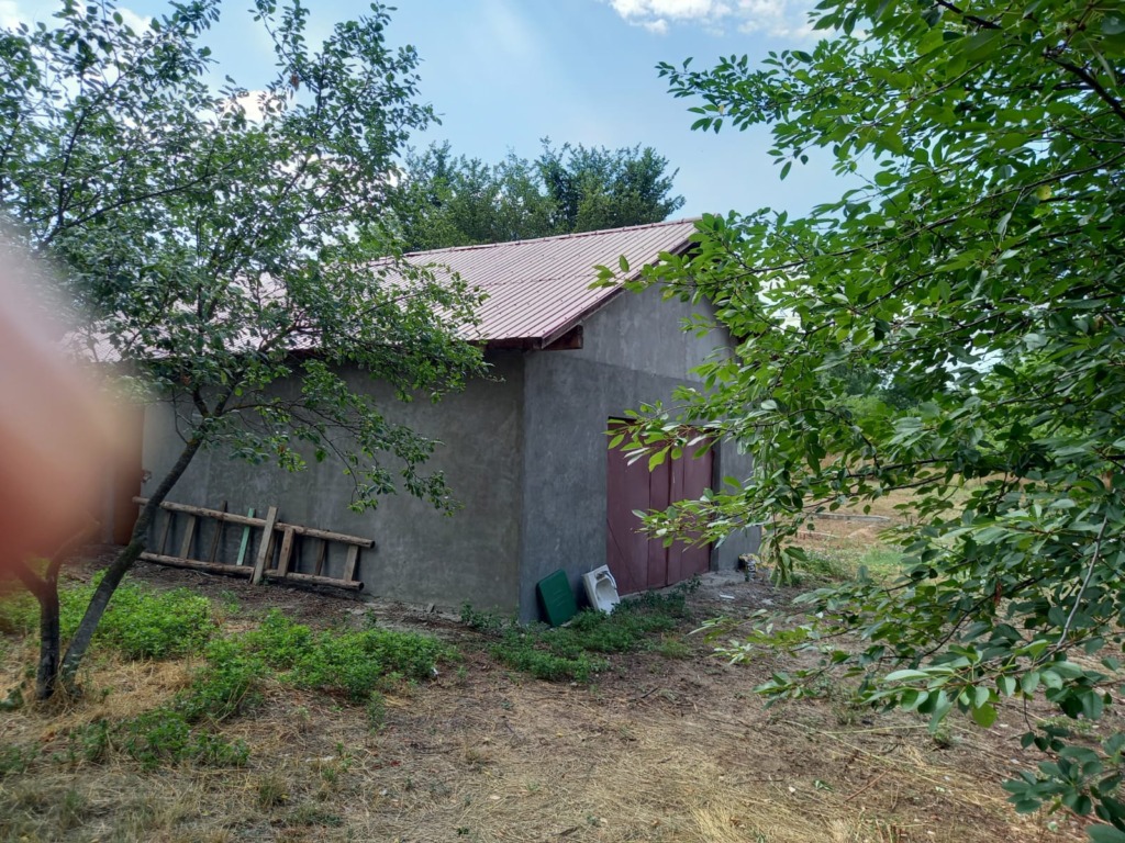 Vand casa 85mp teren 1600mp deschidere vad comert