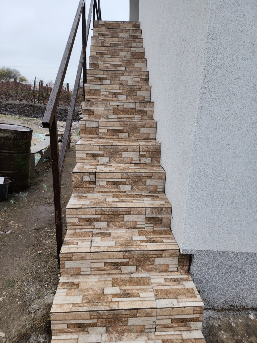 WhatsApp Image 2024-09-24 at 18.41.47(7) Casa 210mp teren 2000mp comuna Mosteni jud TR
