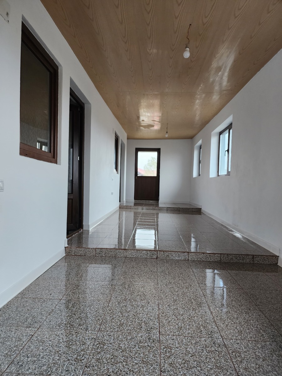 WhatsApp Image 2024-09-24 at 18.41.48 Casa 210mp teren 2000mp comuna Mosteni jud TR