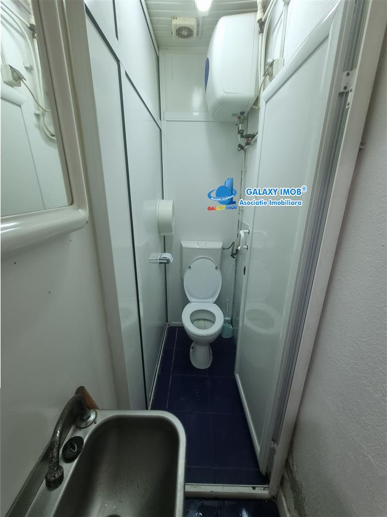 Spatiu comercial 100mp Videle central pietonal