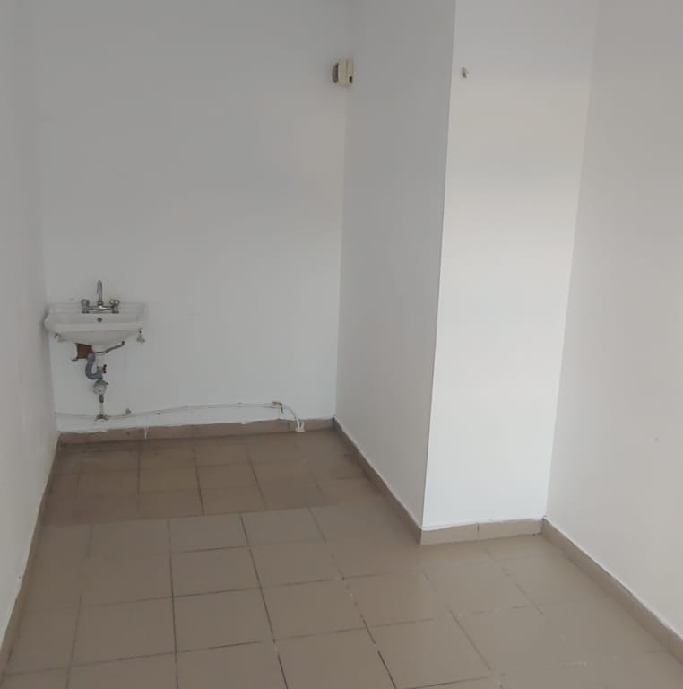 Spatiu comercial Piata Centrala Videle 14m