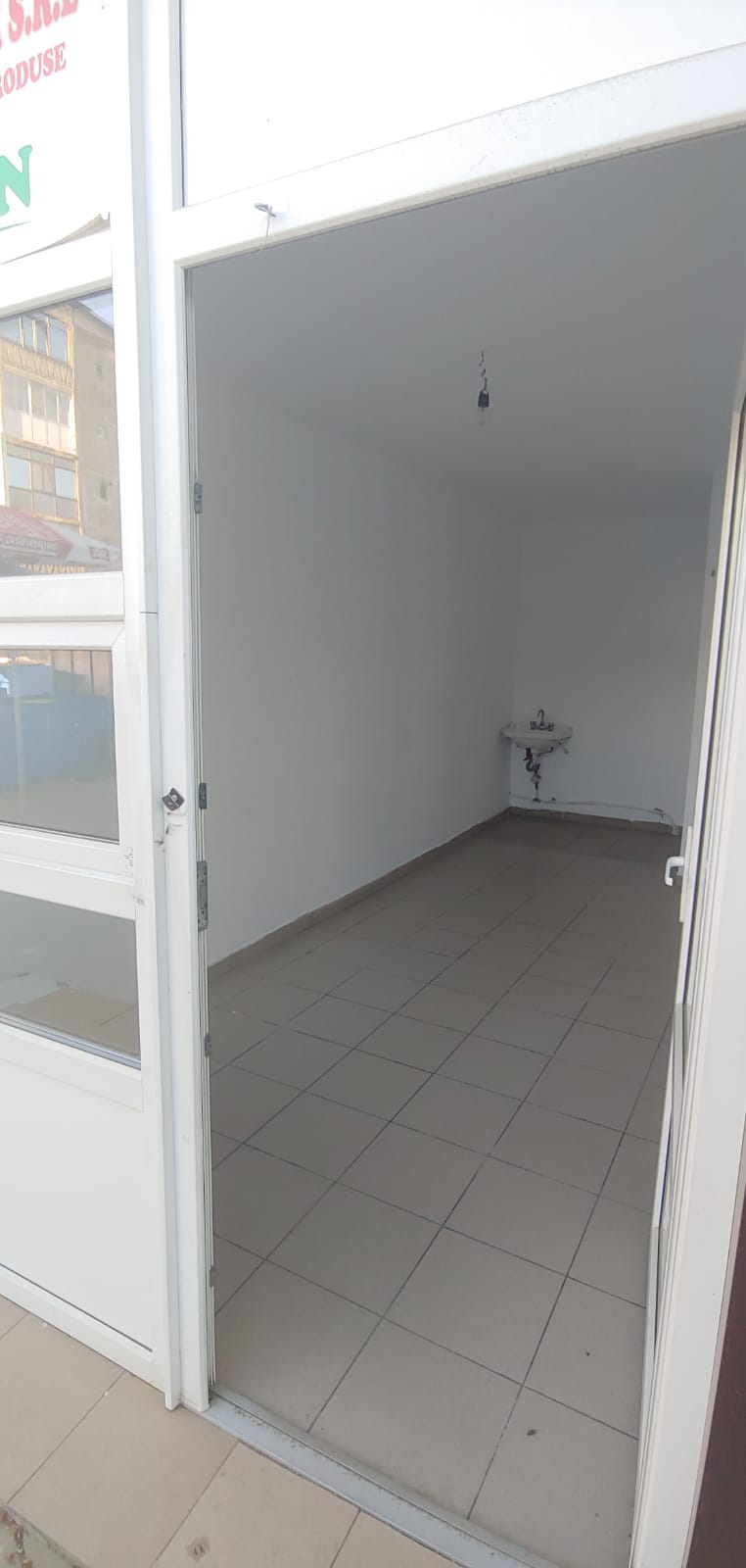 Spatiu comercial Piata Centrala Videle 14m
