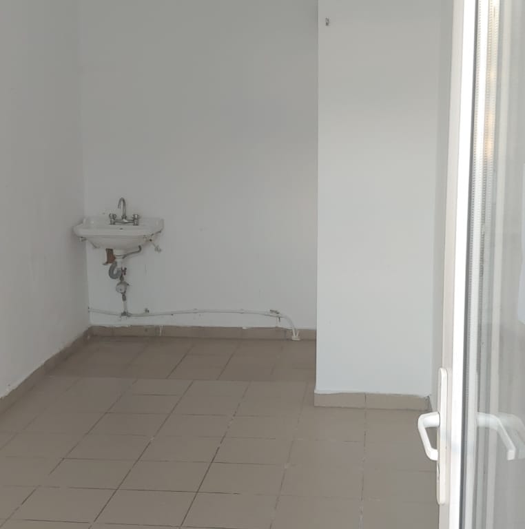 Spatiu comercial Piata Centrala Videle 14m