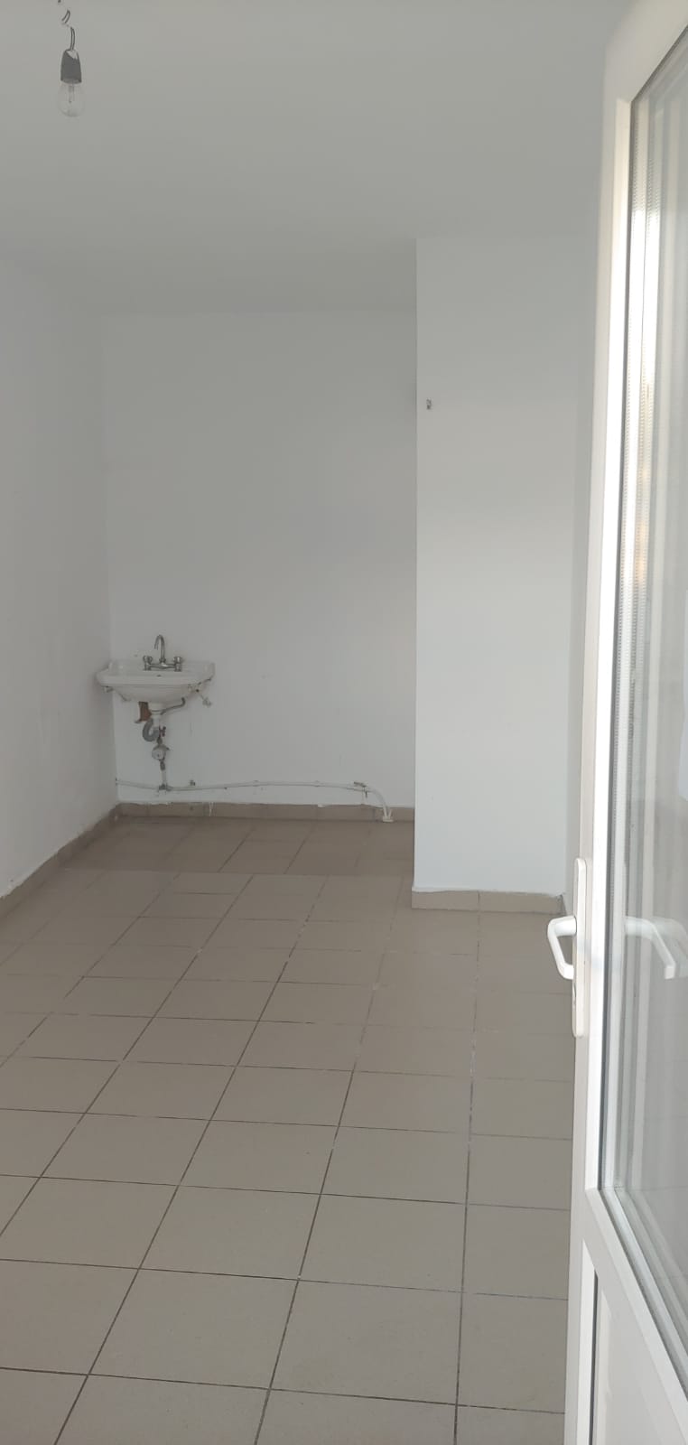 Spatiu comercial Piata Centrala Videle 14m