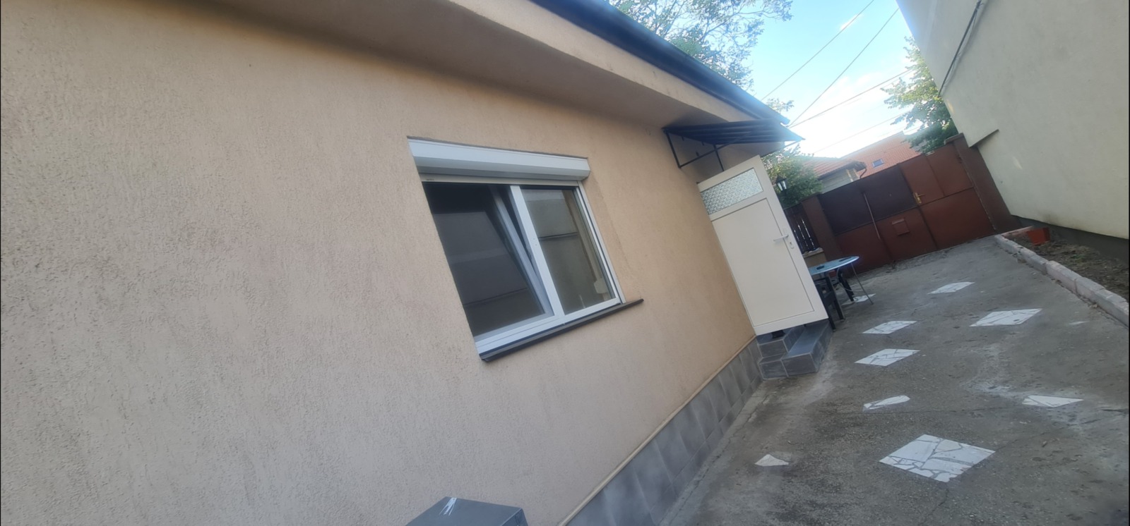 Casa de inchiriat proaspăt renovata
