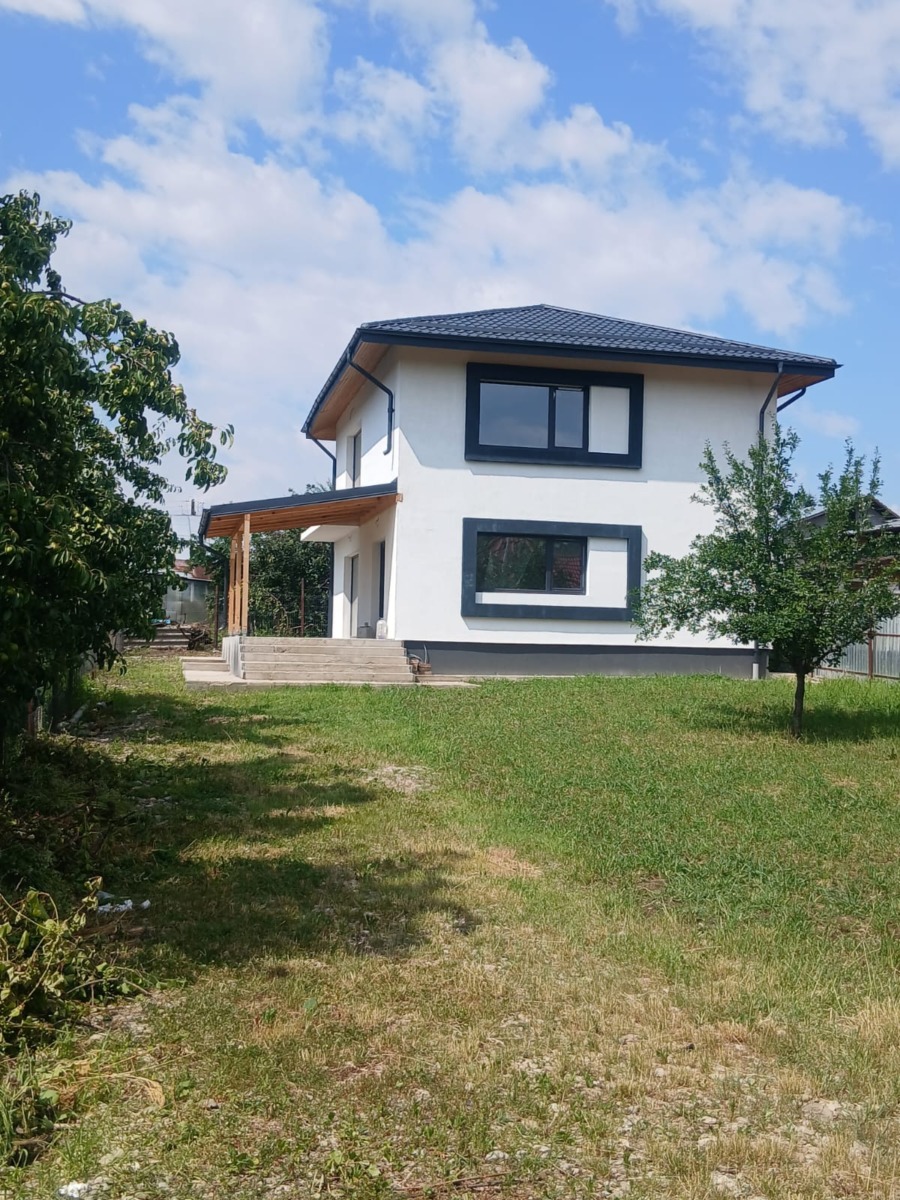 d9ca1242-bb5b-4ee7-9787-5947bfc3278b Vila P+1E noua moderna in Paulesti, jud. Prahova
