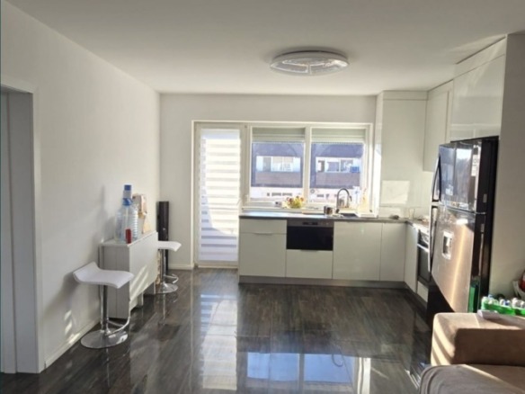 Proprietar vand apartament in Brasov 0771371754