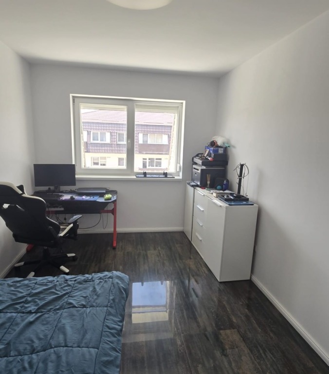 Proprietar vand apartament in Brasov 0771371754