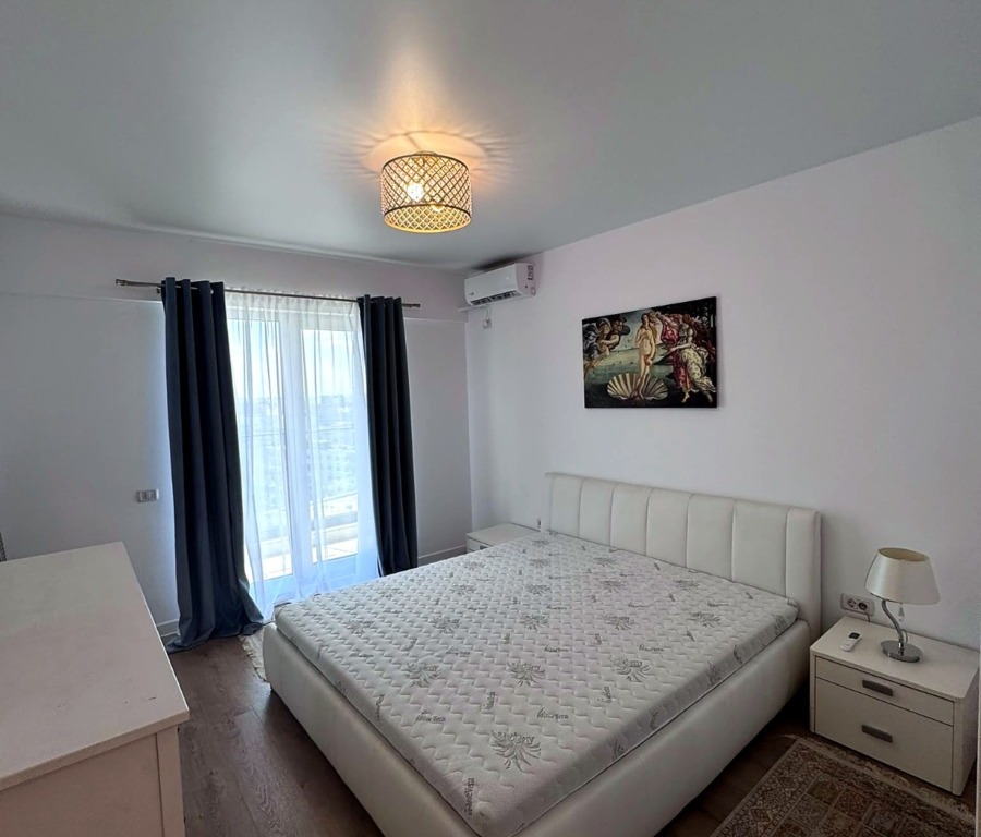 Închiriez duplex modern, Ansamblul Central Address