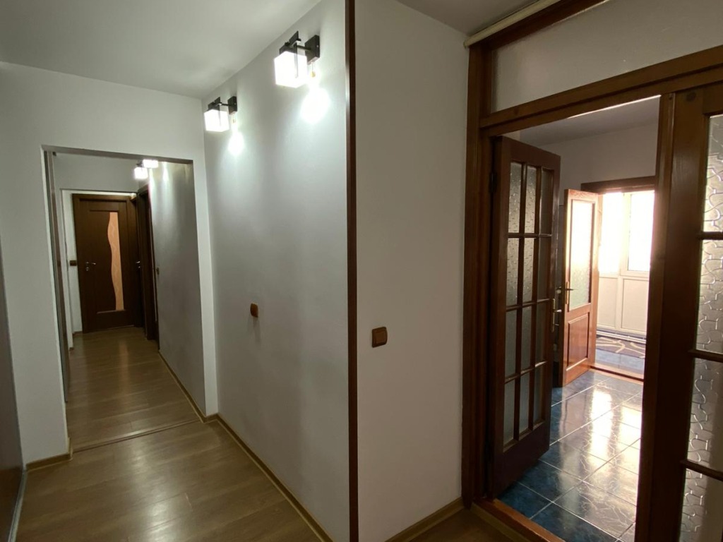 Apartament ultracentral cu 3 camere