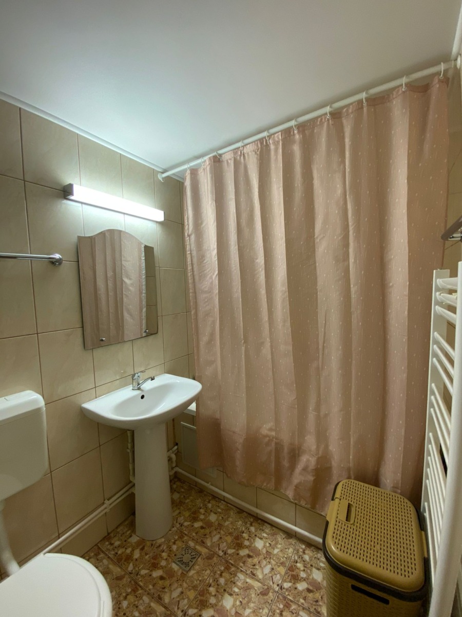 Apt4 Apartament ultracentral cu 3 camere