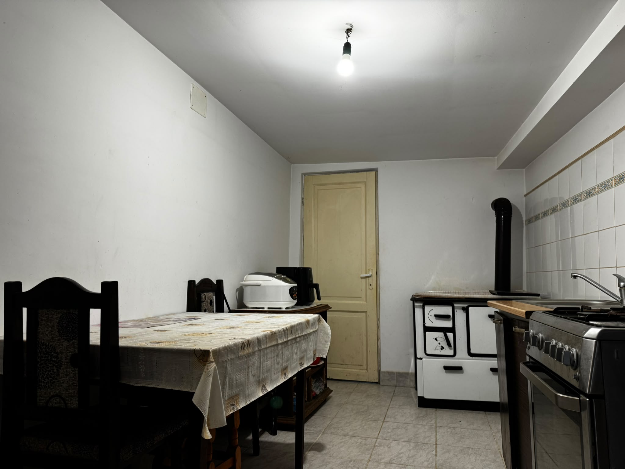 Casa si teren de vanzare in Suceava Burdujeni sat