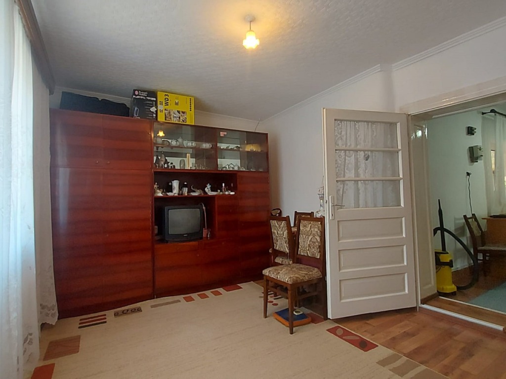 Casa de vânzare