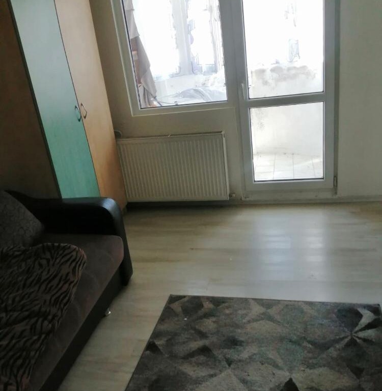 Proprietar închiriez garsonieră Zorilor