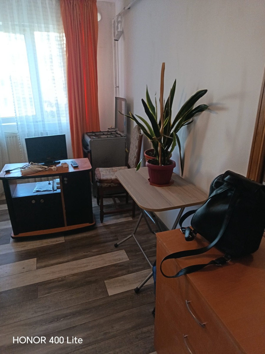 VÂND GARSONIERĂ ÎN PITEȘTI – PRUNDU