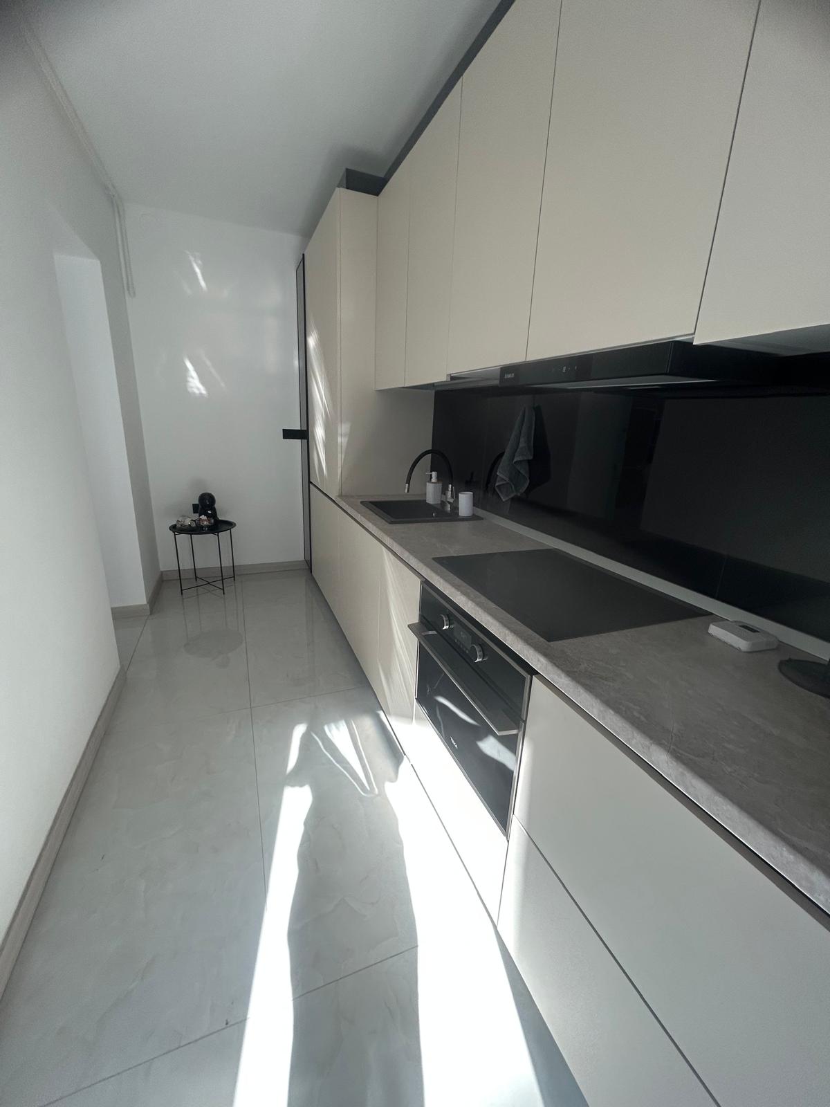 a48b5559-385b-4f1e-a9ec-e08a03b70f09 Studio / Garsoniera Lux & Elegant
